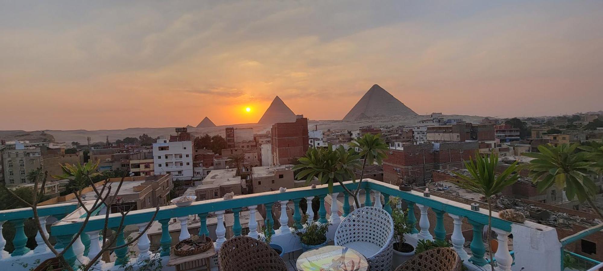 Pyramids Temple Guest House Kafrat al Jabal Exterior photo