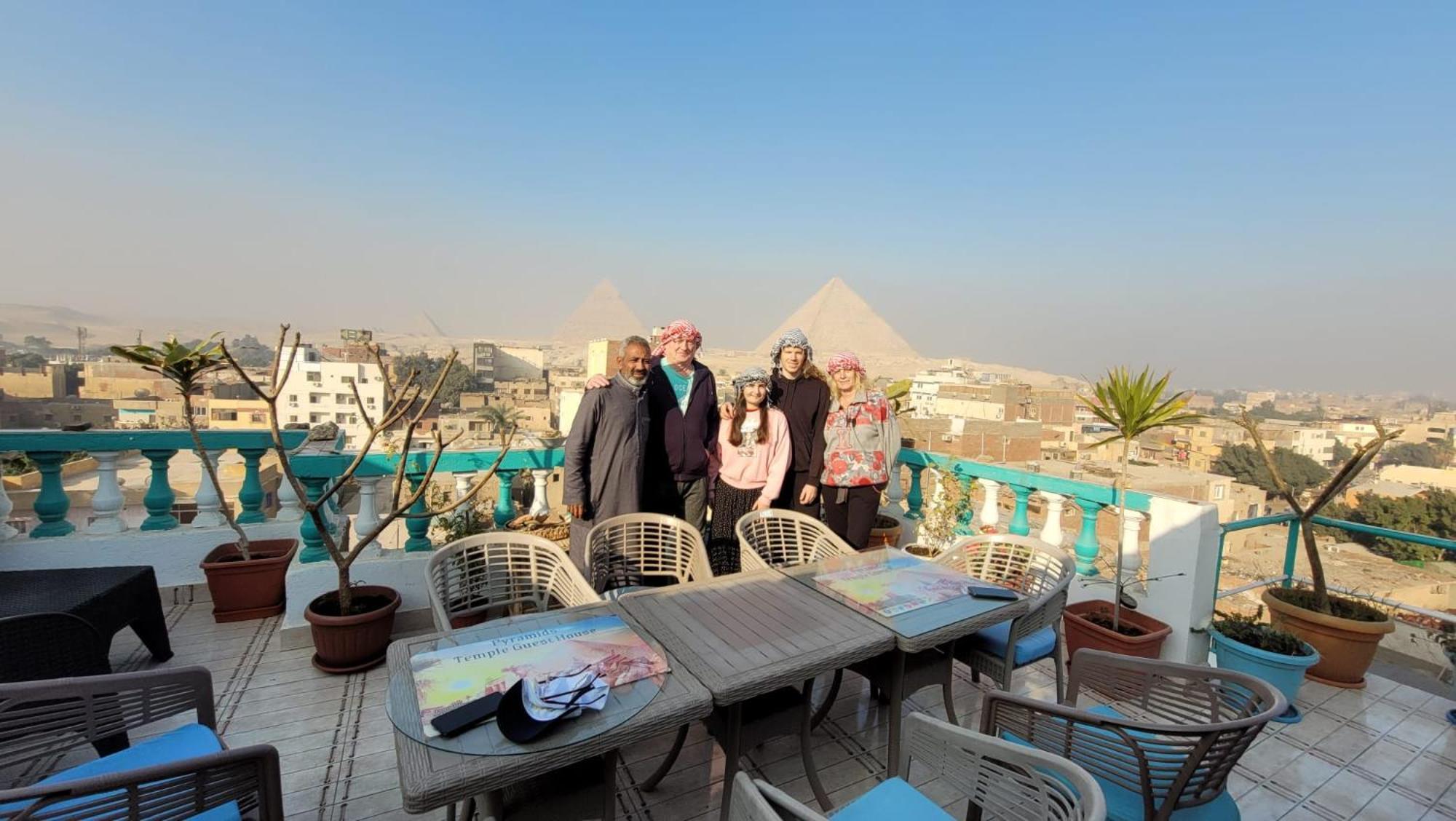 Pyramids Temple Guest House Kafrat al Jabal Exterior photo