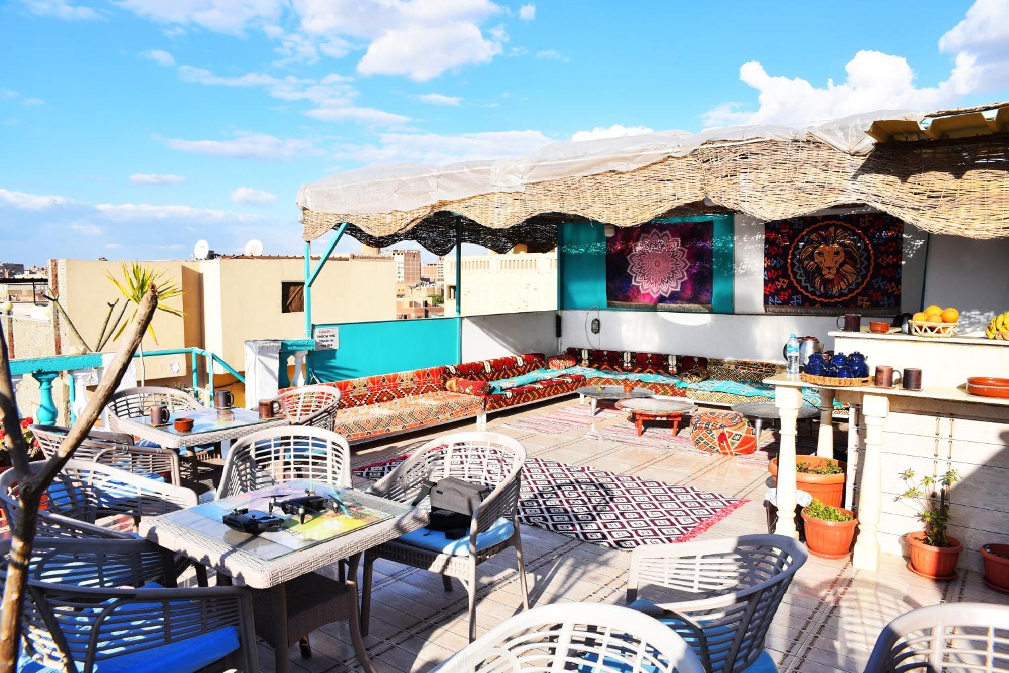 Pyramids Temple Guest House Kafrat al Jabal Exterior photo